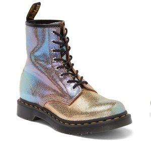 Dr Martens women’s boot size 9